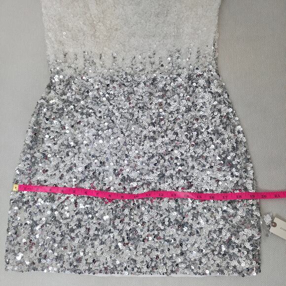 Retrofête White Silver Strapless Sequin Kameron Embellished Mini Dress Medium - Picture 9 of 11